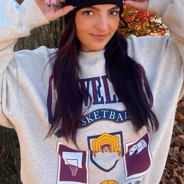 Cleveland Basketball Vintage-Style Crewneck - Oatmeal