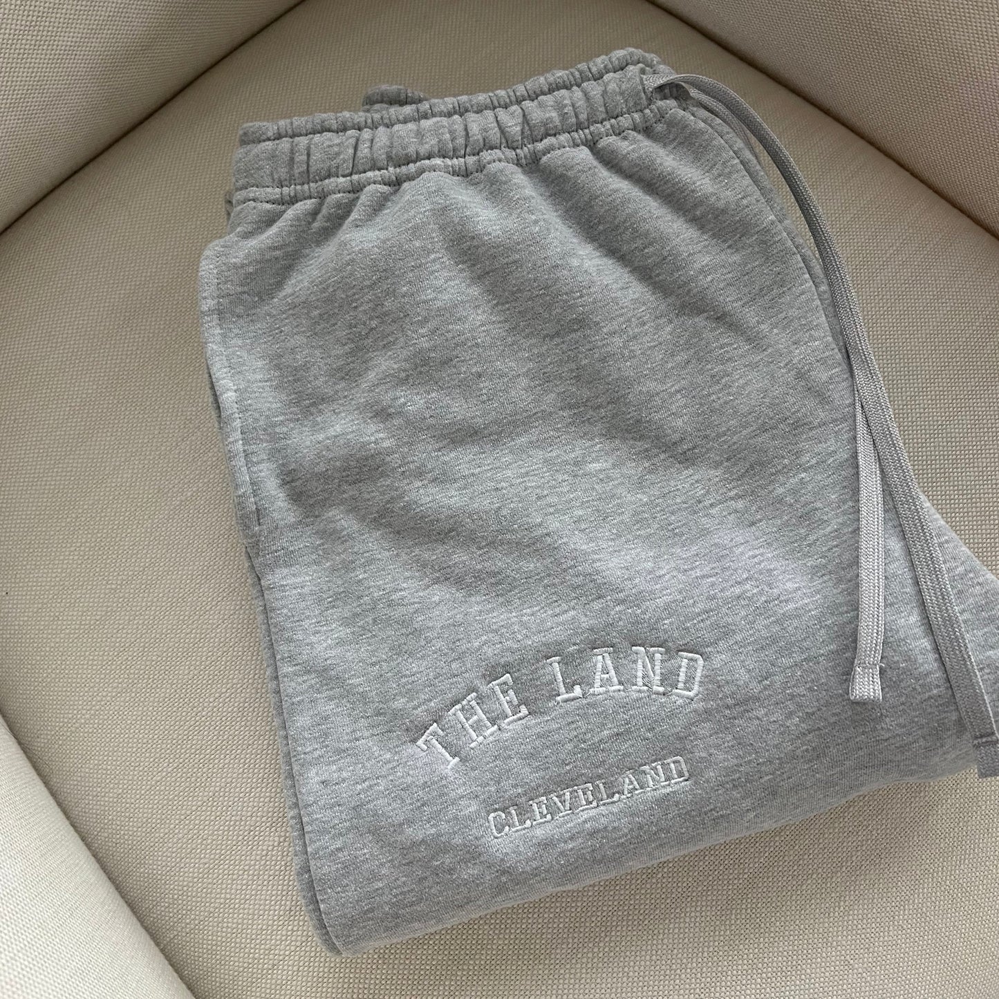 Essential The Land Sweatpants - Heather Gray